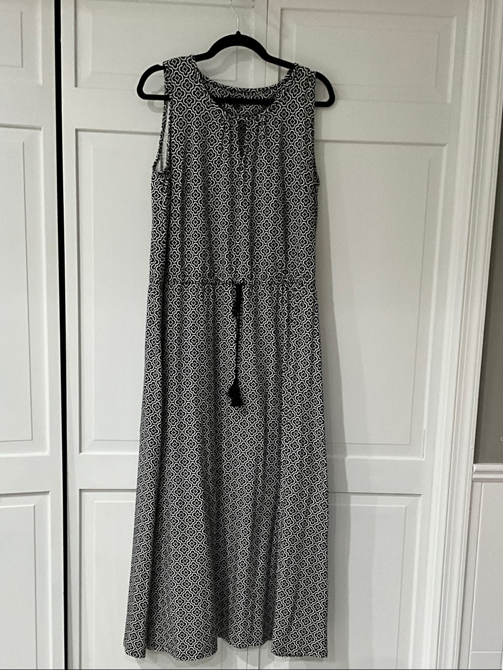 Talbots Avalon Tiles Jersey Black & White Geometric Maxi Dress with Drawstring
